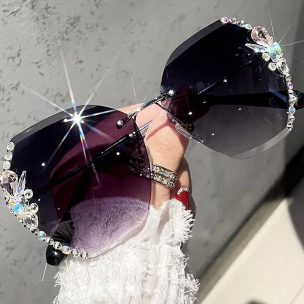 NWOT Vintage Embellished Retro Sunglasses